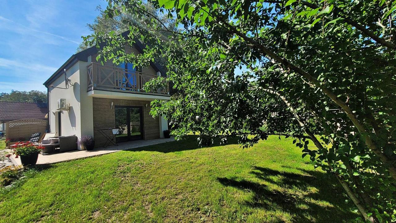 Villa Nadmorska Osada Oslonino Esterno foto