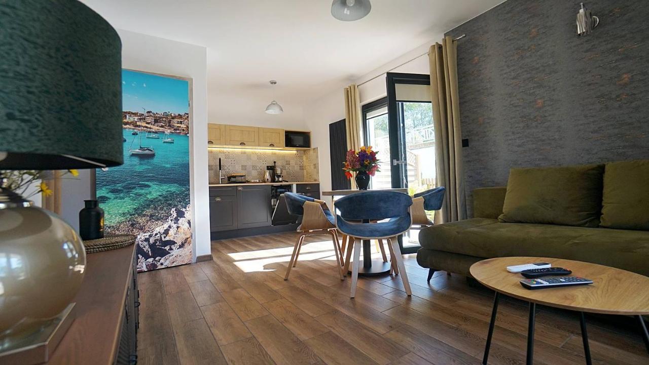 Villa Nadmorska Osada Oslonino Esterno foto